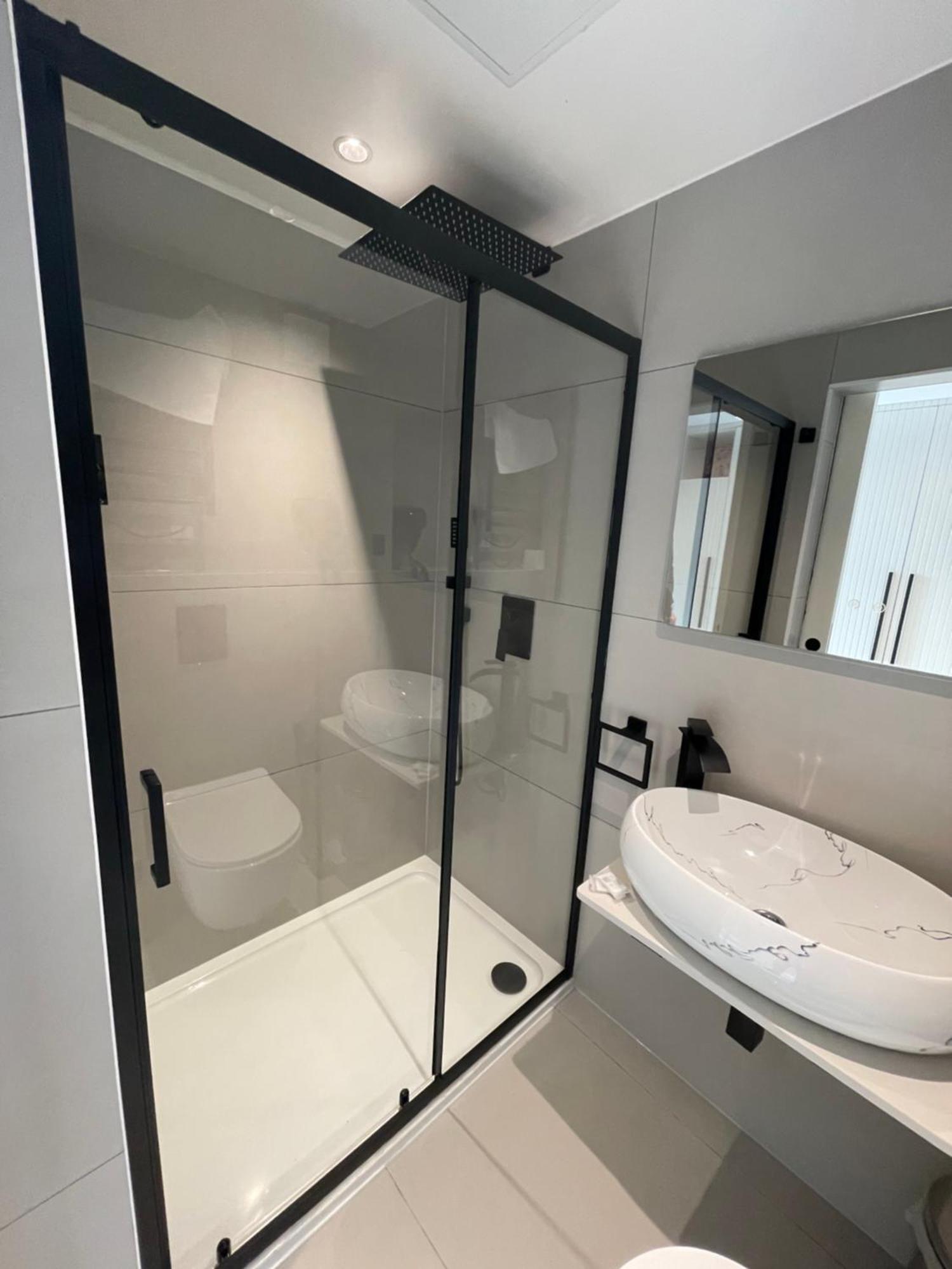Rosemay Hotel Near London Heathrow Airport Hayes  Eksteriør billede